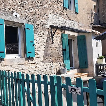 Gite Au Coeur Du Luberon Goult Exterior photo